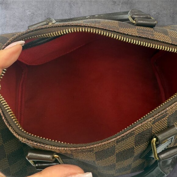 Louis Vuitton Damier Ebene Speedy 25 - Picture 10 of 12